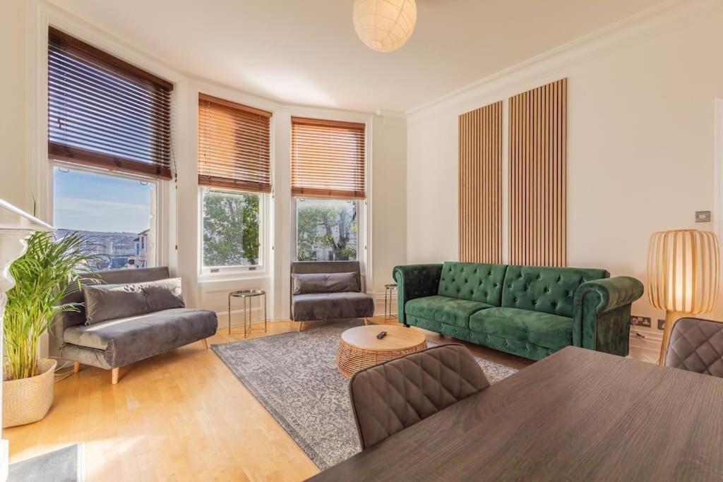 ブライトンVictorian Flat Close To Station With Large Gardenアパートメント エクステリア 写真