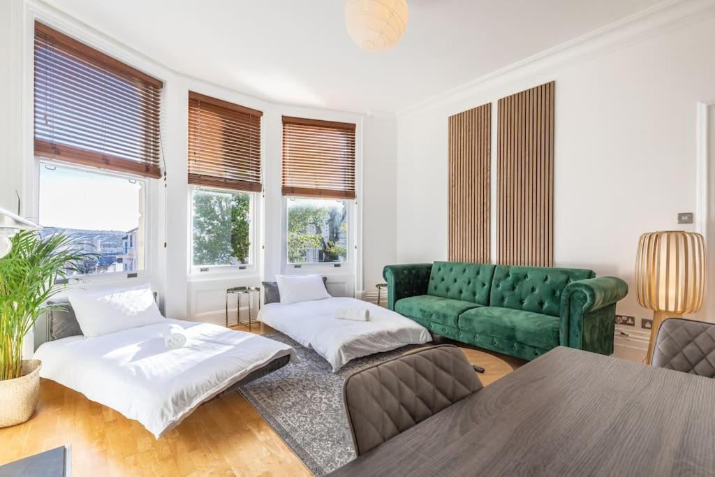 ブライトンVictorian Flat Close To Station With Large Gardenアパートメント エクステリア 写真